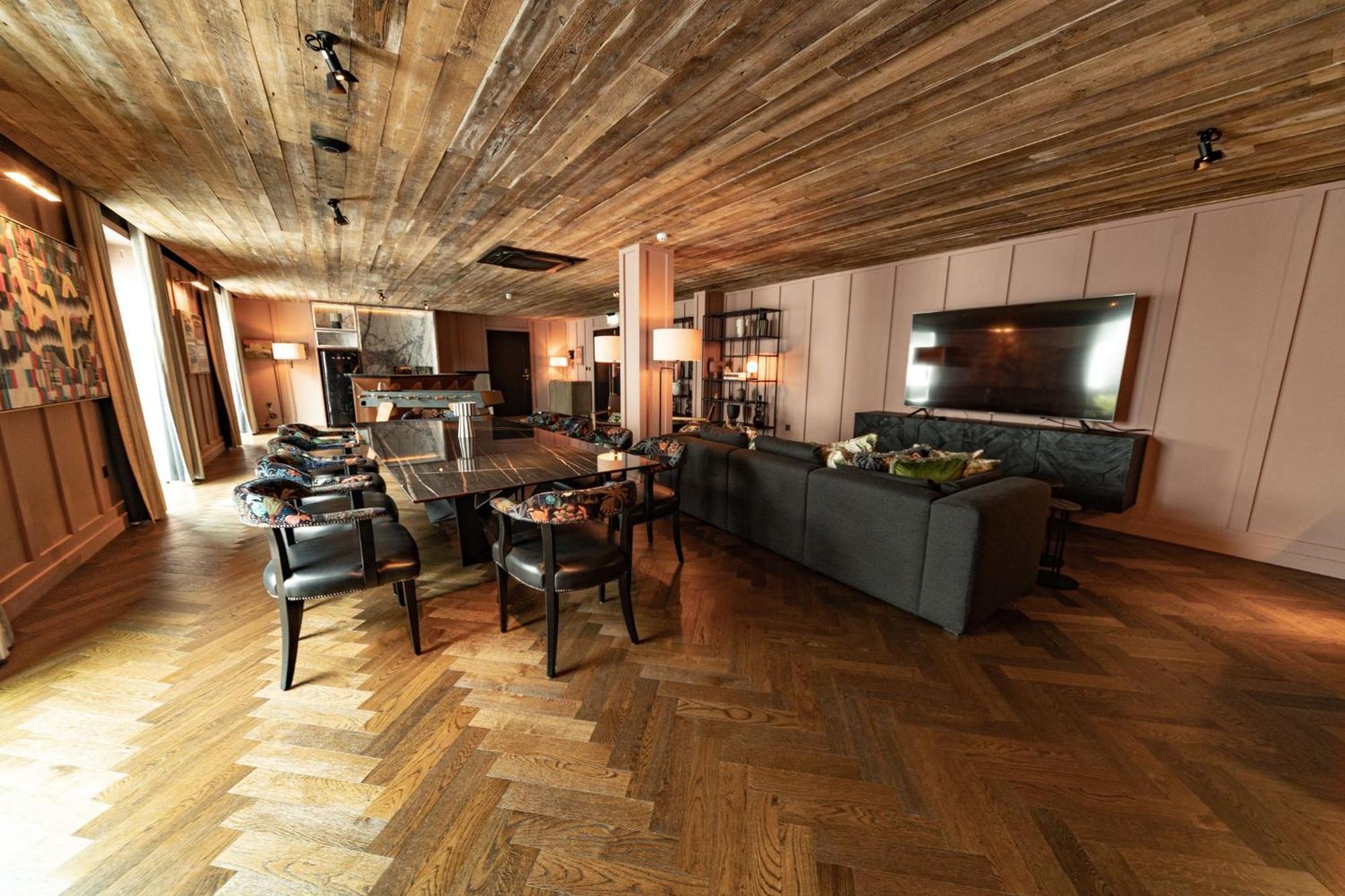 The Dean Galway Hotel Bagian luar foto